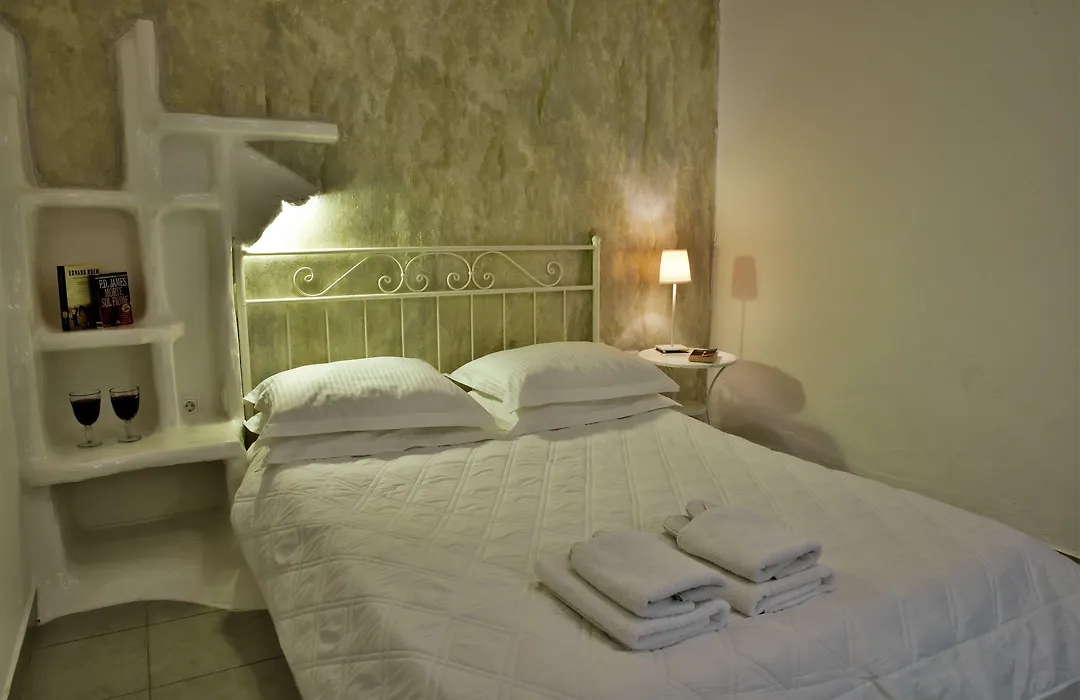 Hotel Adamas-1